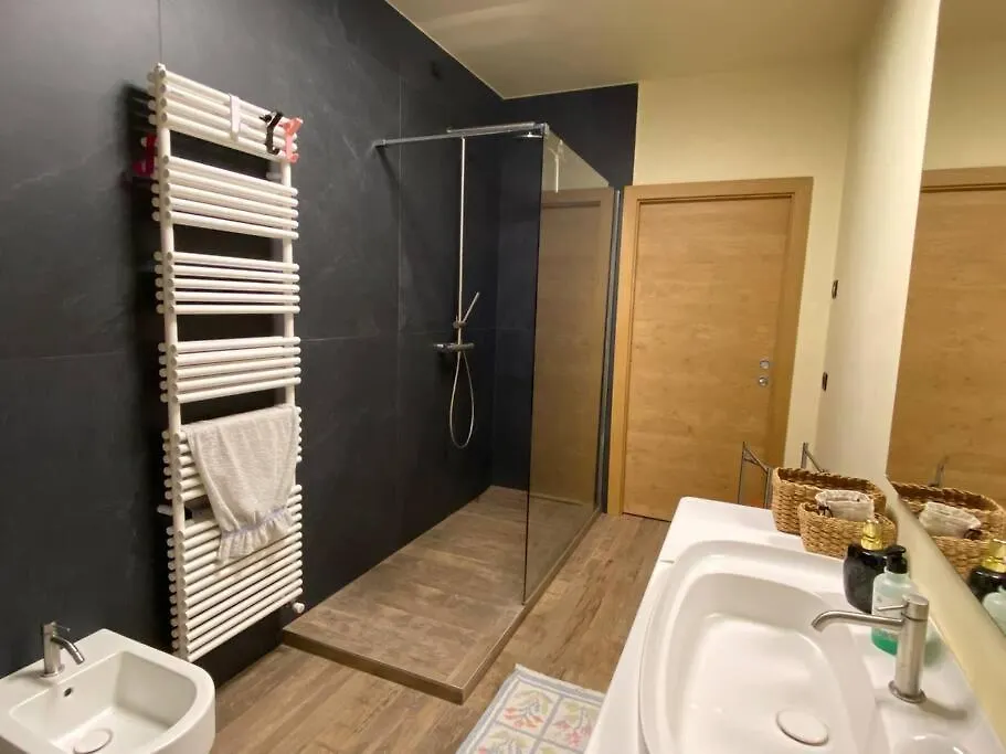 Apartment B&B Casa Orsingher A 2 Passi Da Belluno Trichiana Italy