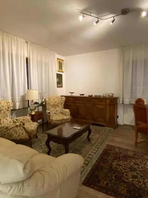 B&B Casa Orsingher A 2 Passi Da Belluno Trichiana Italy